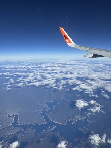 Uitzicht vanuit Jetstar vliegtuig over Australië